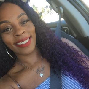 Meet your Posher, Nyecia